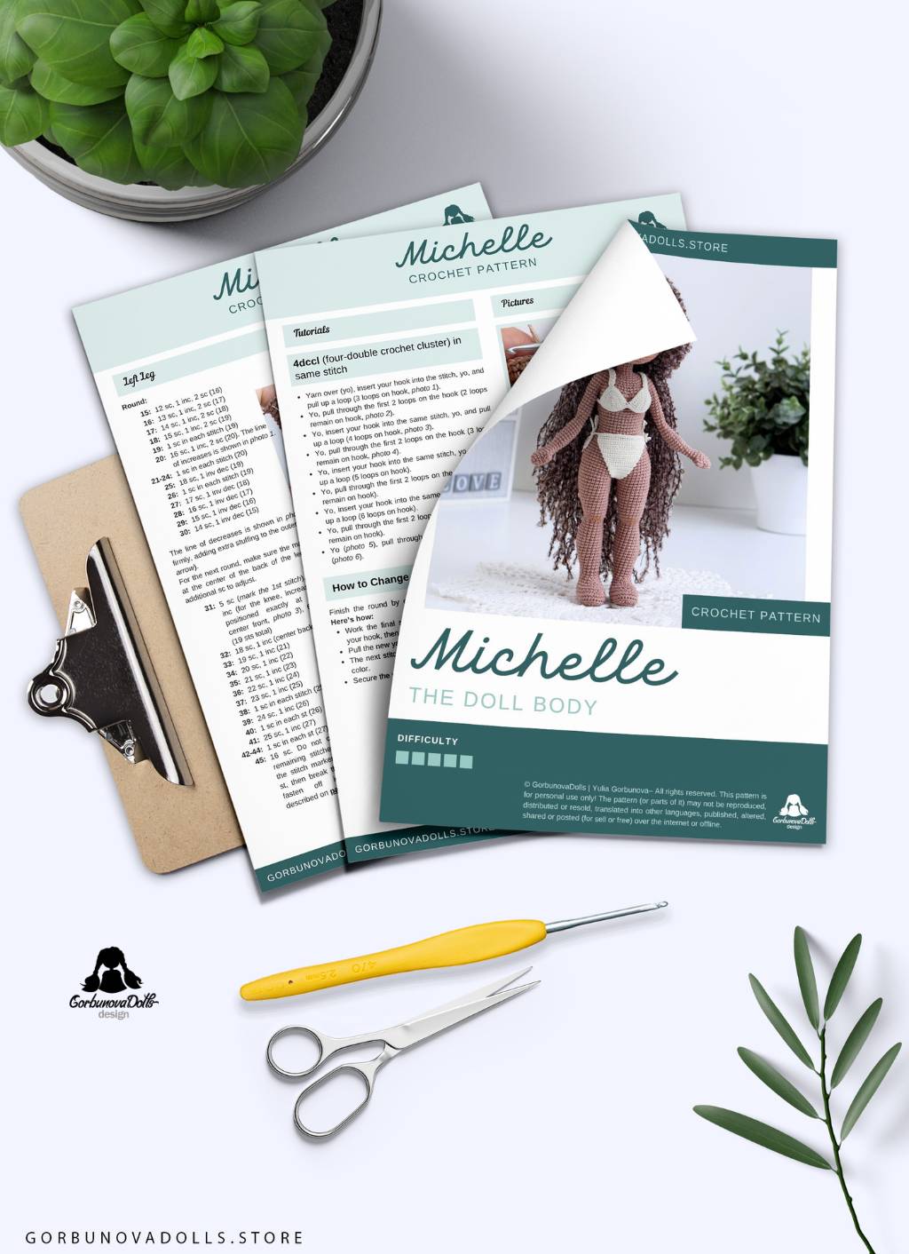 Preview of the crochet doll base pattern – step-by-step photo tutorial included in the Michelle PDF