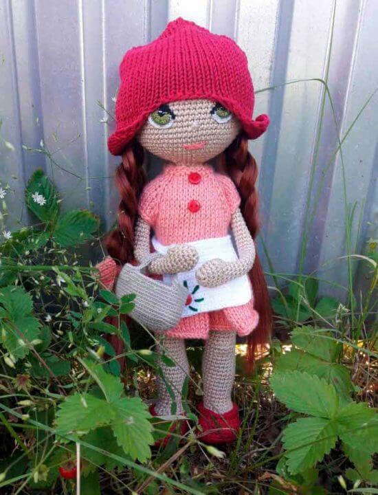 Crochet Amigurumi Doll Pattern: Little Red Riding Hood