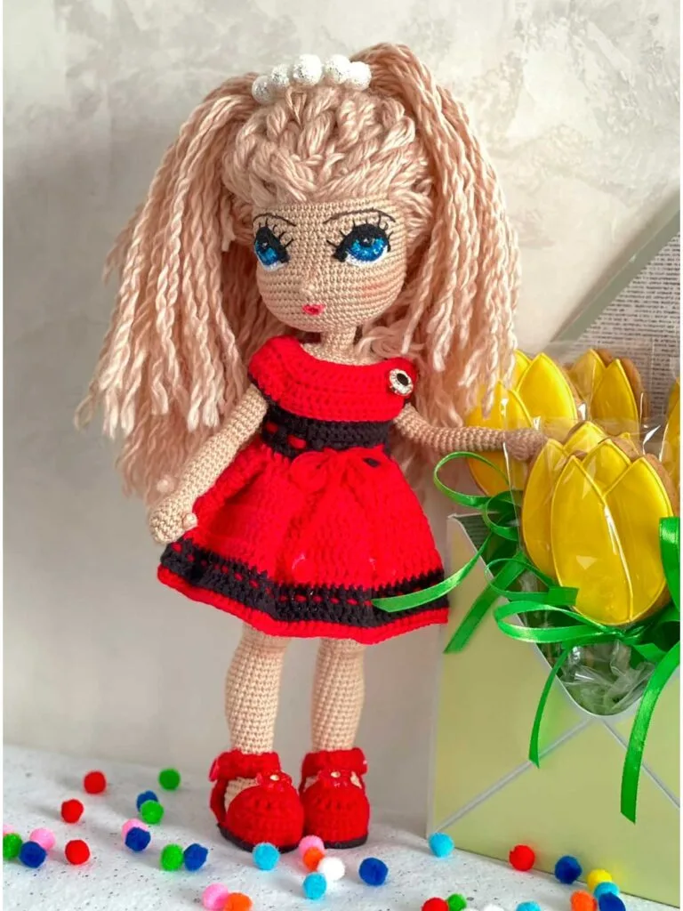 Amigurumi crochet doll pattern: Michelle the Doll