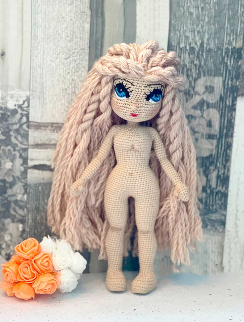 Amigurumi crochet doll pattern: Michelle the Doll
