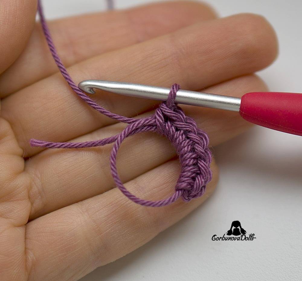 How to crochet a magic ring