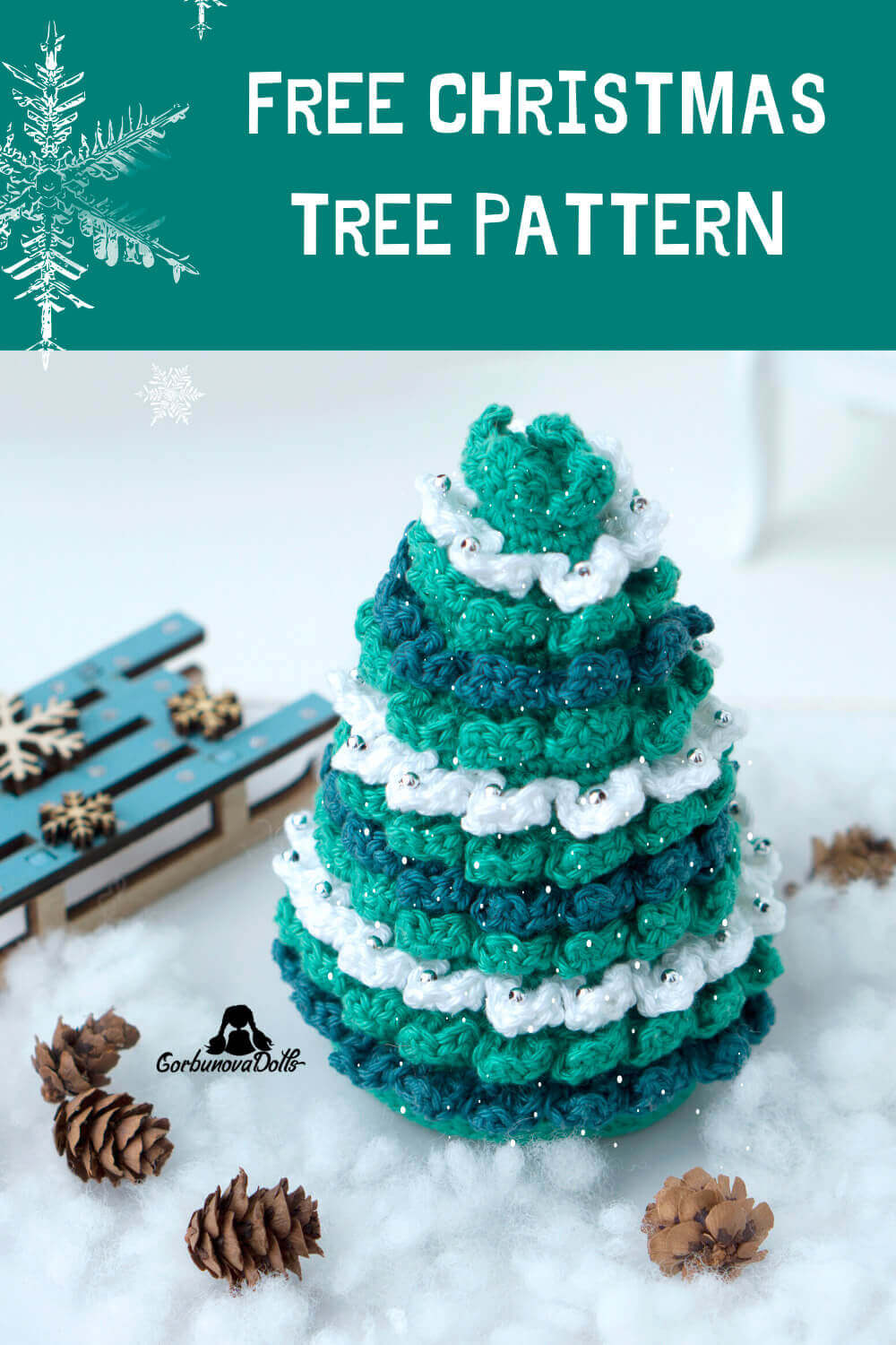 Crochet Christmas tree free amigurumi pattern – finished handmade Christmas trees