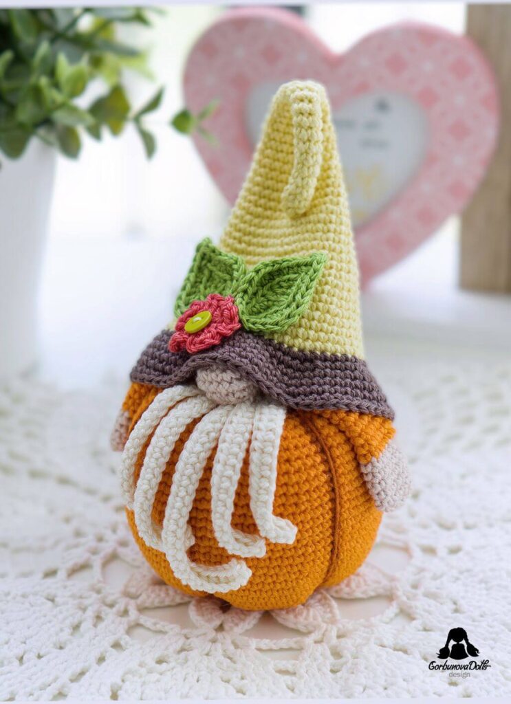Crochet gnome pattern