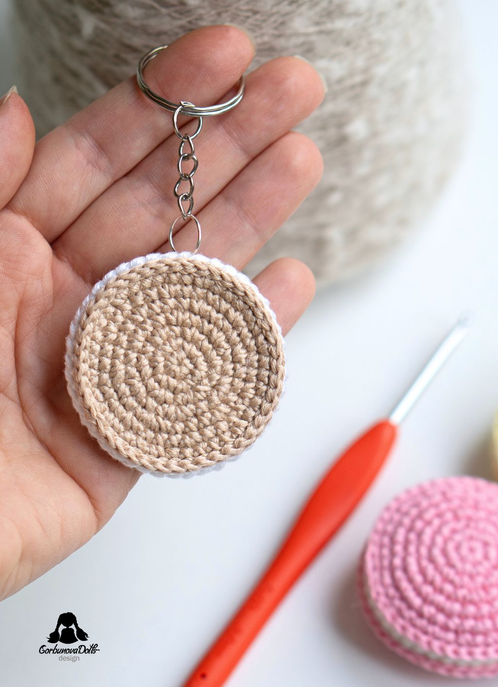 Crochet macaron pattern