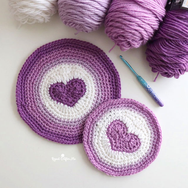 Heart in a Circle Free Pattern