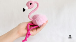 Crochet flamingo - free amigurumi pattern